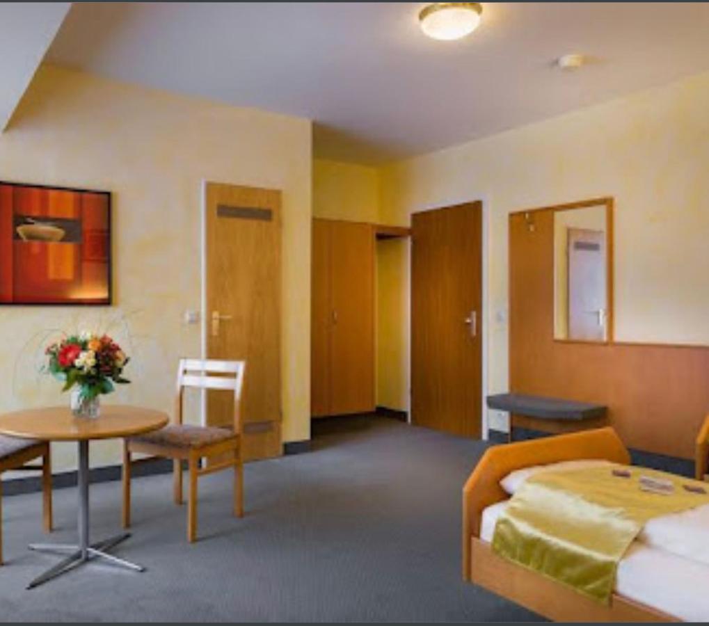 Mc Hotel Καρλσρούη Εξωτερικό φωτογραφία